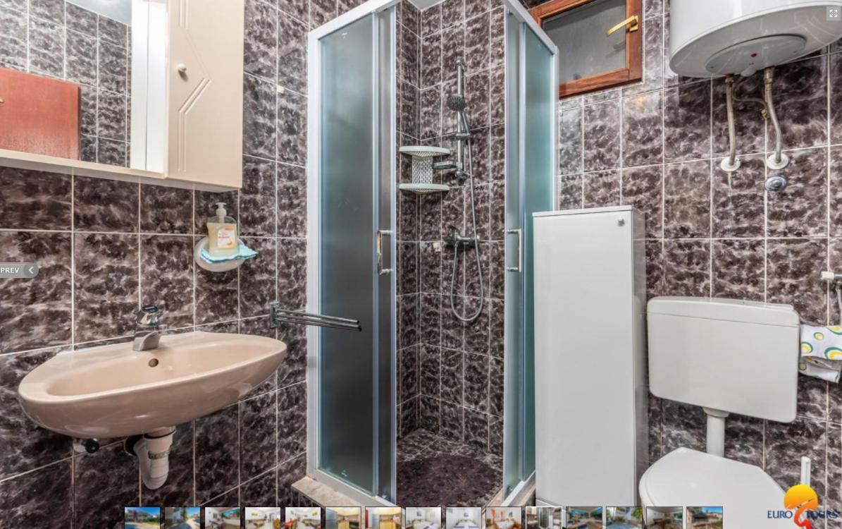 Appartamento House Lucija Porec Esterno foto
