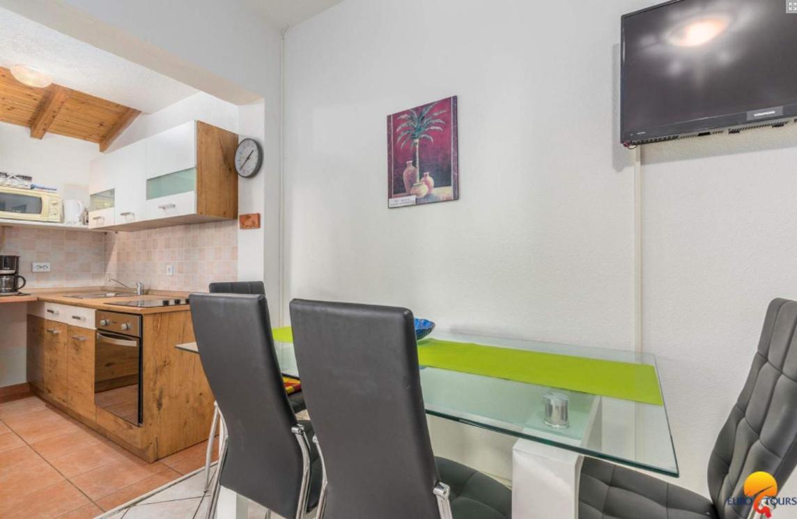 Appartamento House Lucija Porec Esterno foto